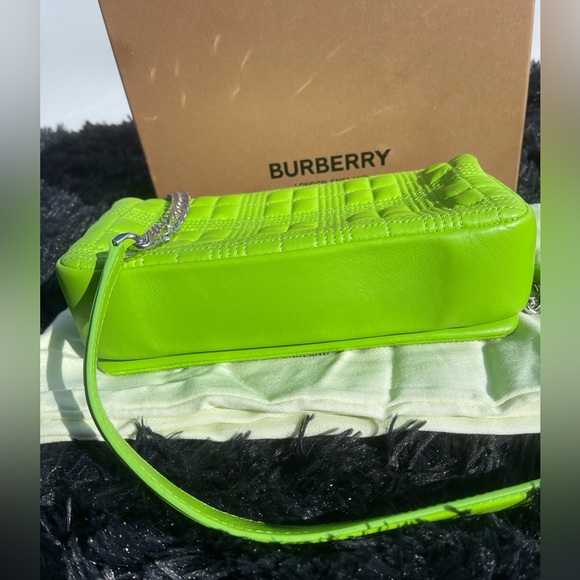 BURBERRY Small Lola Shoulder Chain Bag green - Picture 3 of 12